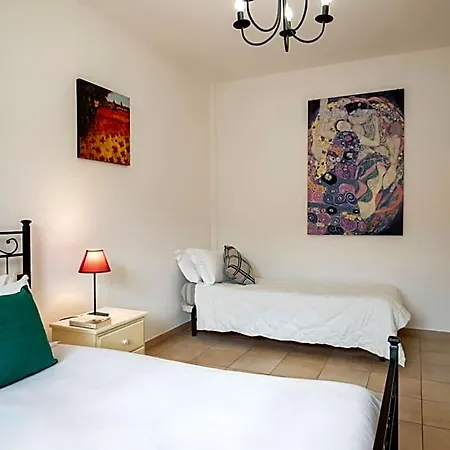 Hotel Ombra E Scarlino