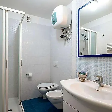 Ombra E Hotel