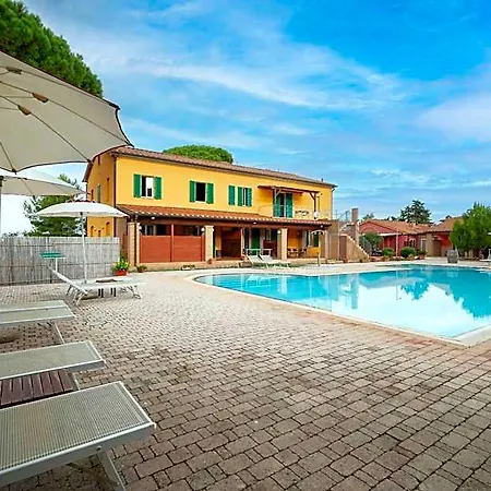 Ombra E Aparthotel Scarlino