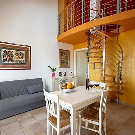 Ombra E Hotel 3*